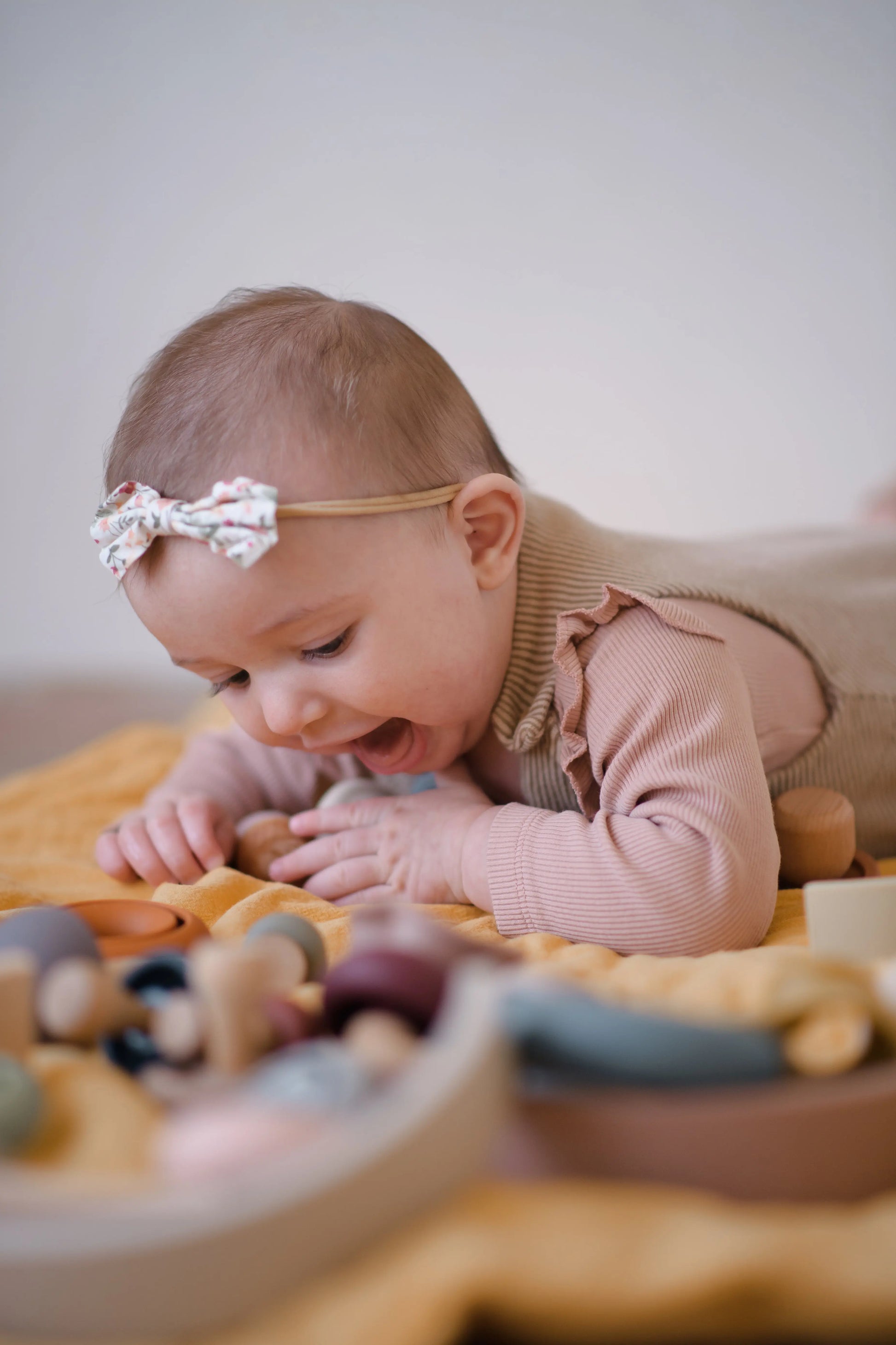 Leaf & Learn 100% cotton quilted play mat in holiday bundle