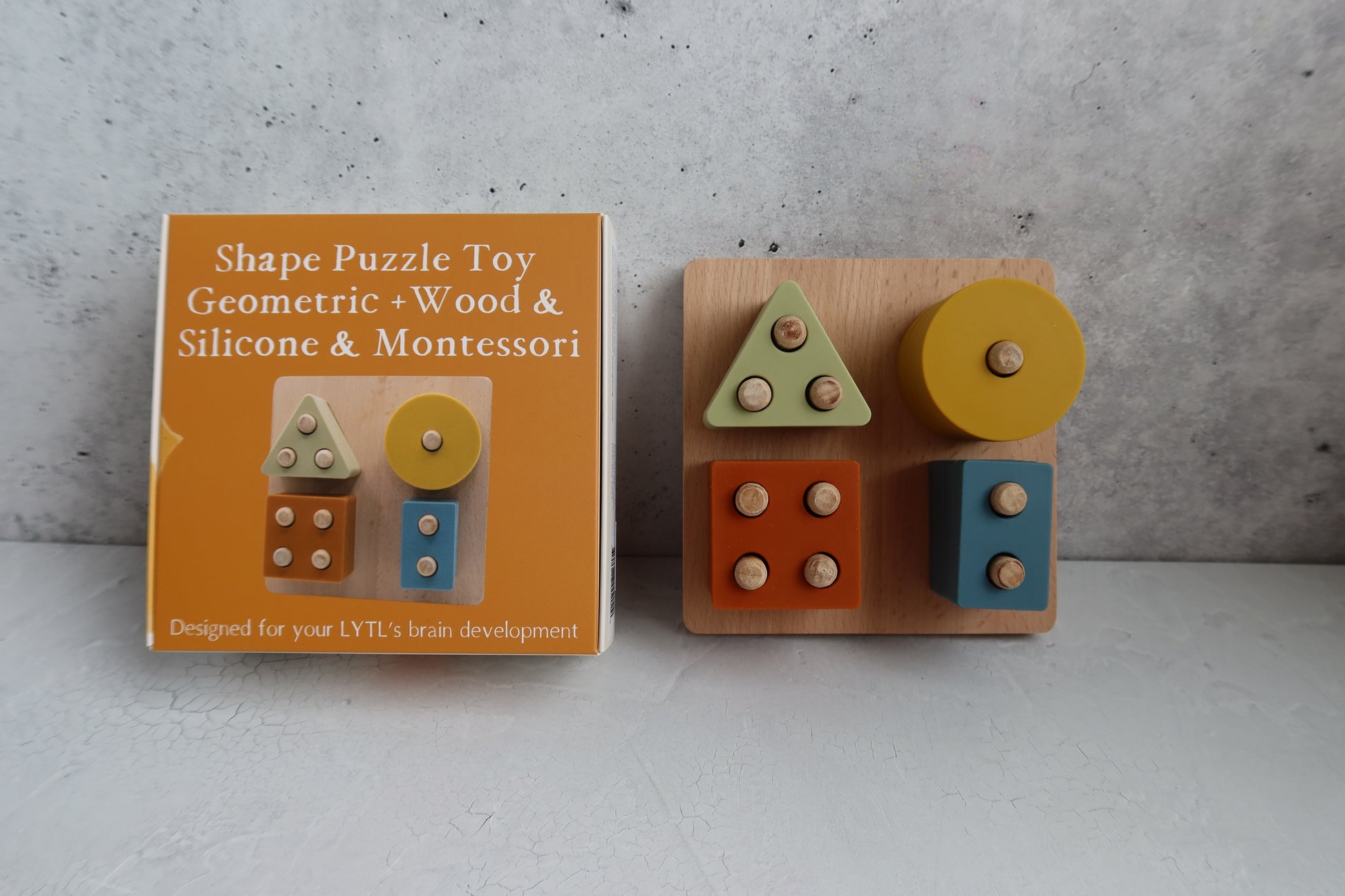 Montessori toddler puzzle for color sorting and shape recognition development